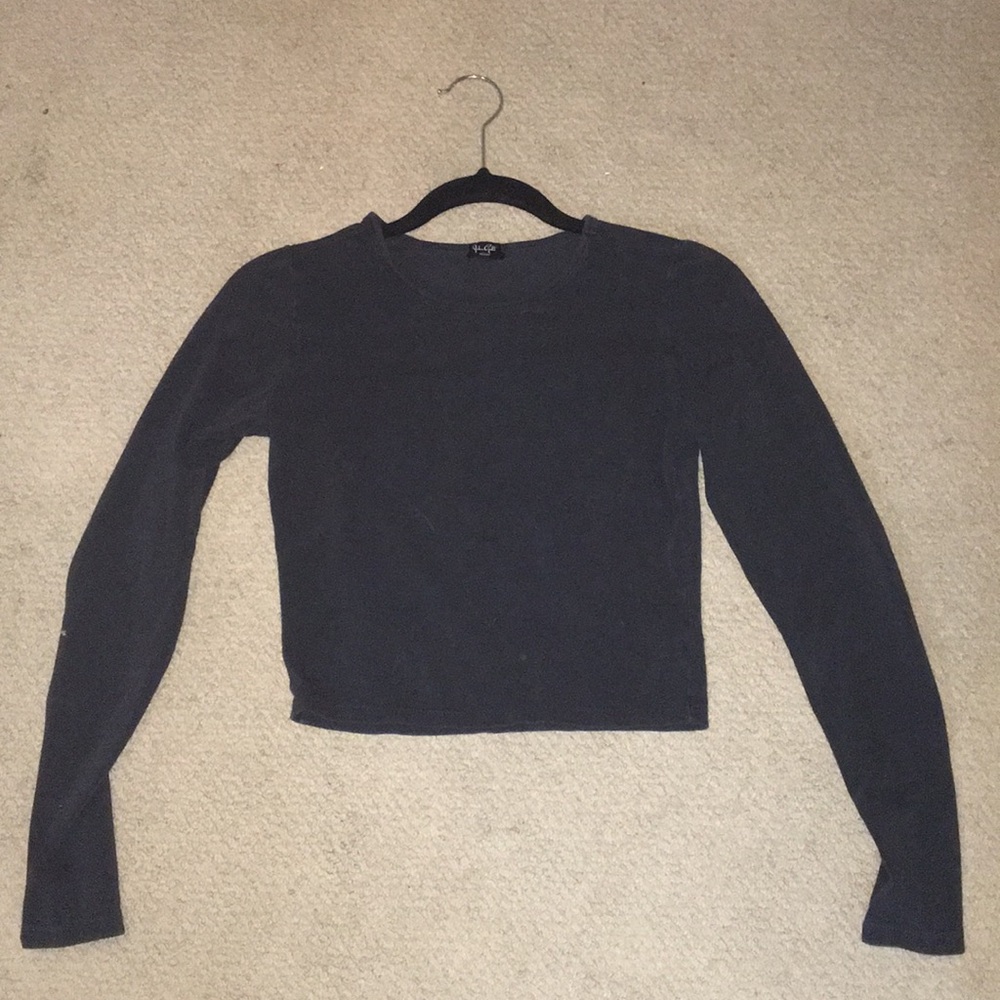✨Brandy Melville Crop Top✨